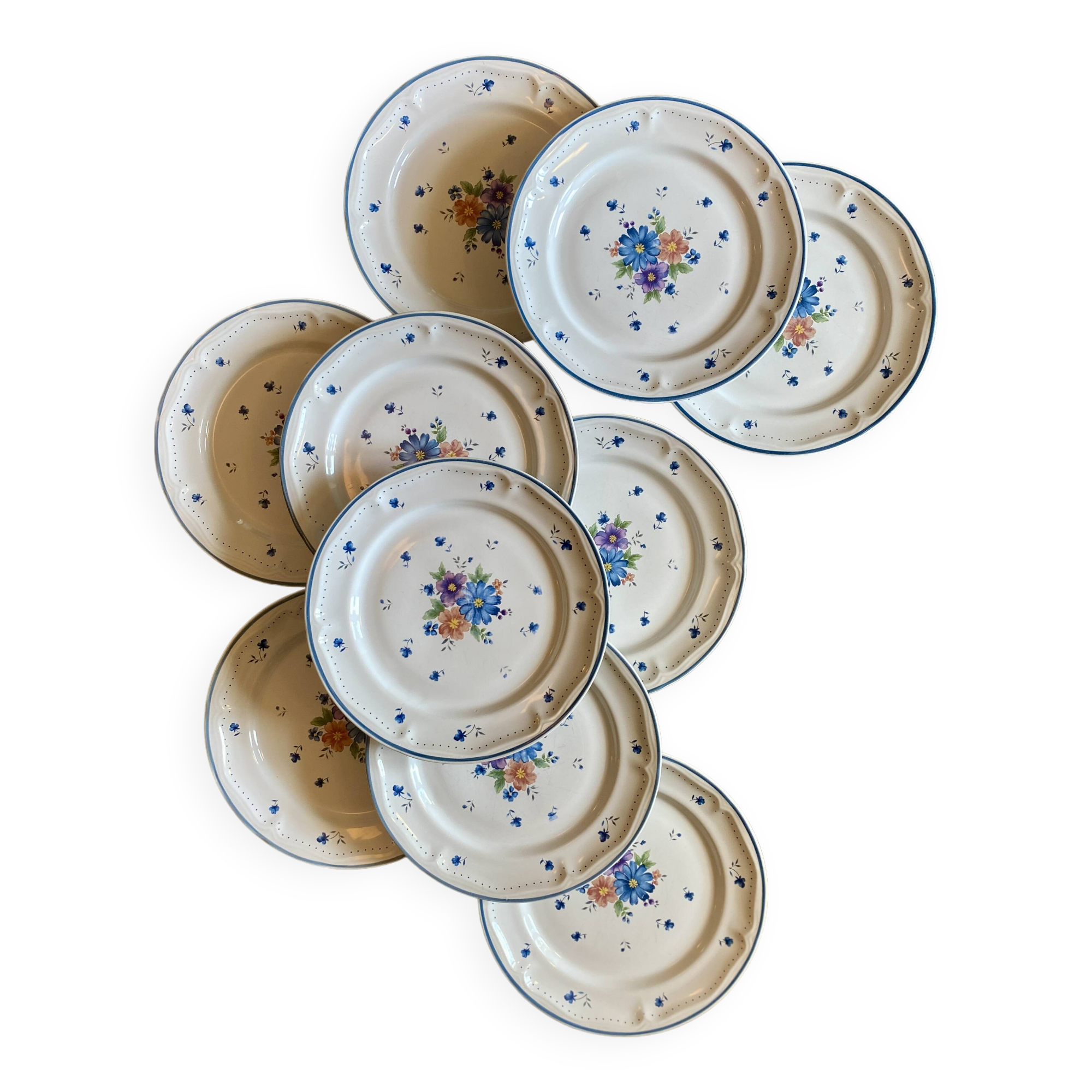 Set of 10 vintage flat plates