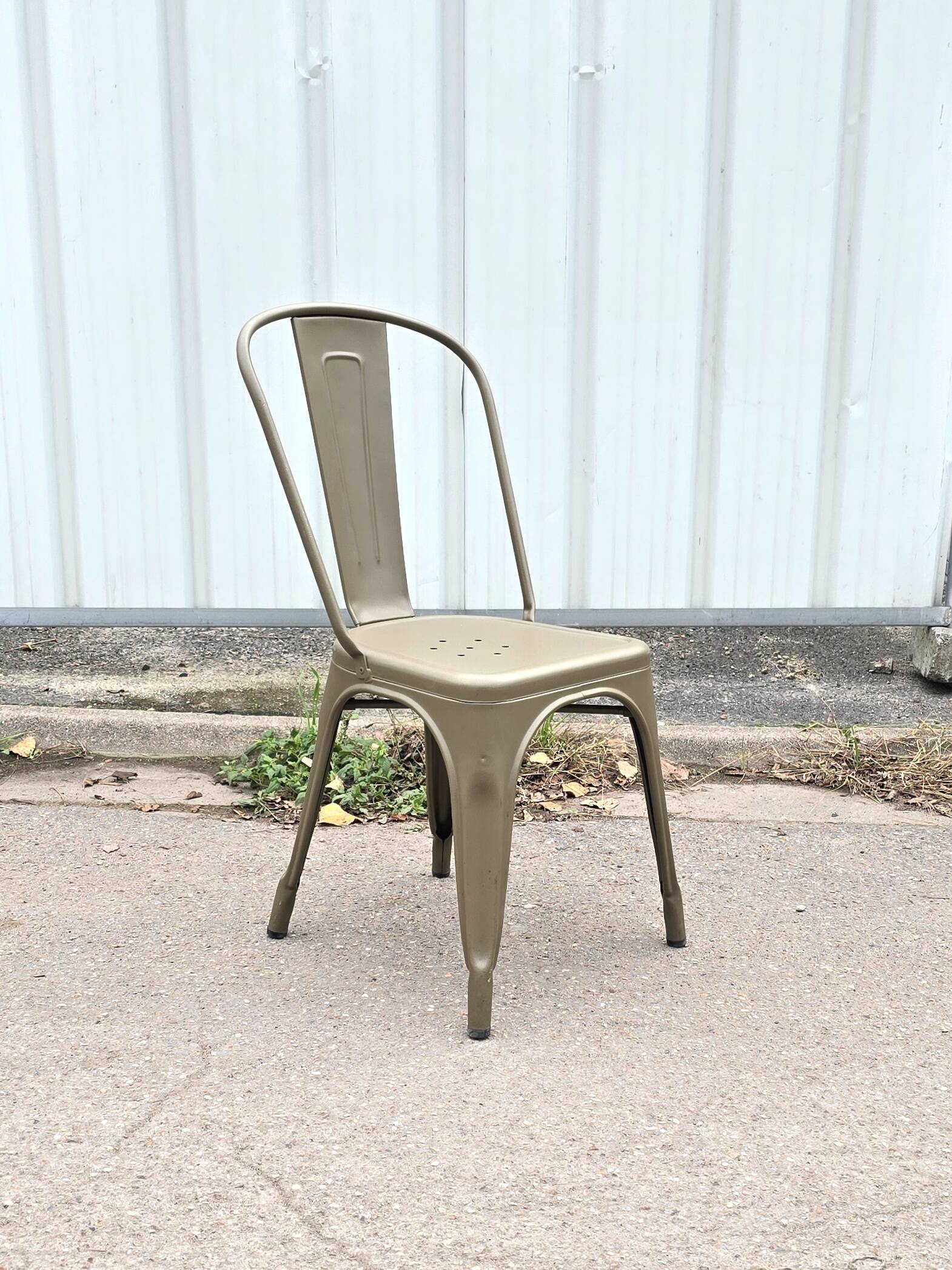 Suite de 6 chaises de jardin Tolix