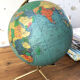 Globe terrestre ancien George Philip & Son