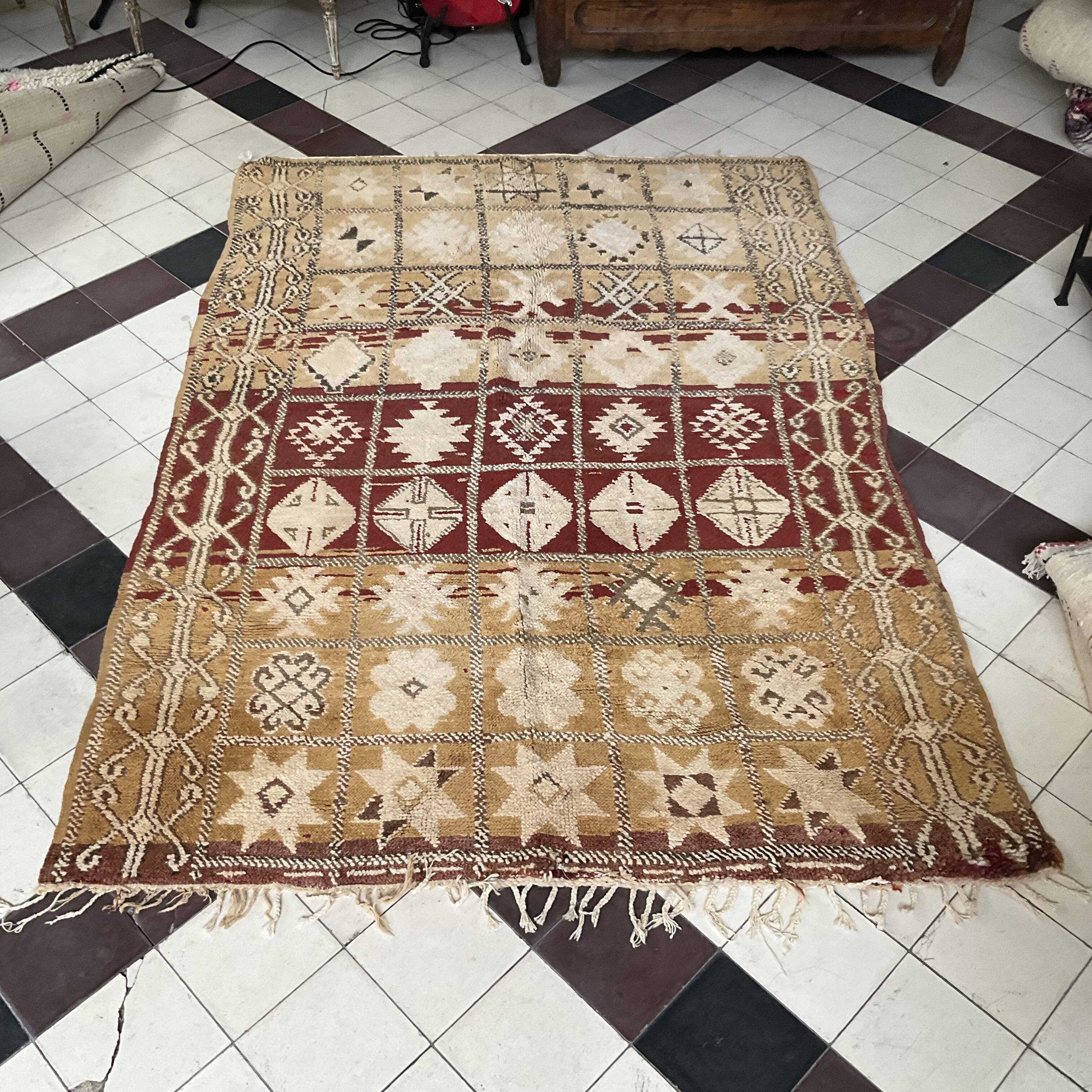 Middle Atlas carpet, 225x160 cm