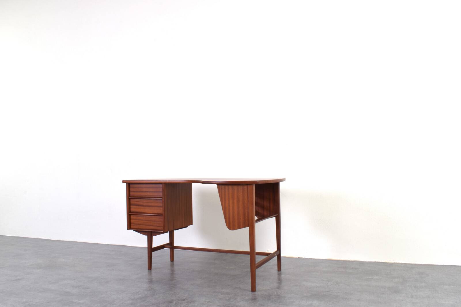 Mid-Century Kidney Shaped Danish Teak Desk, 1960s.