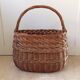 Panier ancien en osier tressé