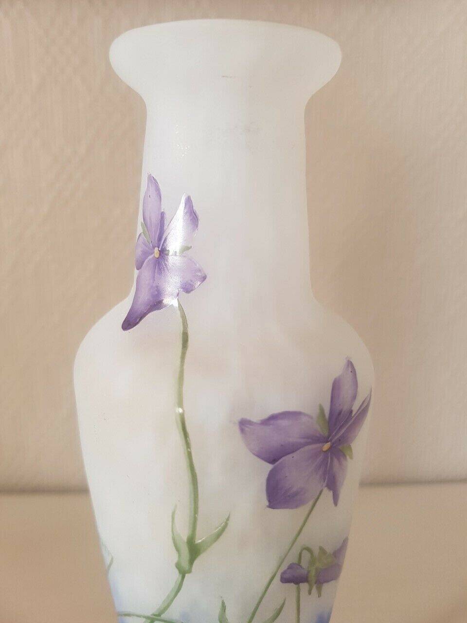 Daum Nancy violet vase authentic glass paste