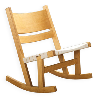 Fauteuil à bascule de Hans Wegner pour Getama, années 1970