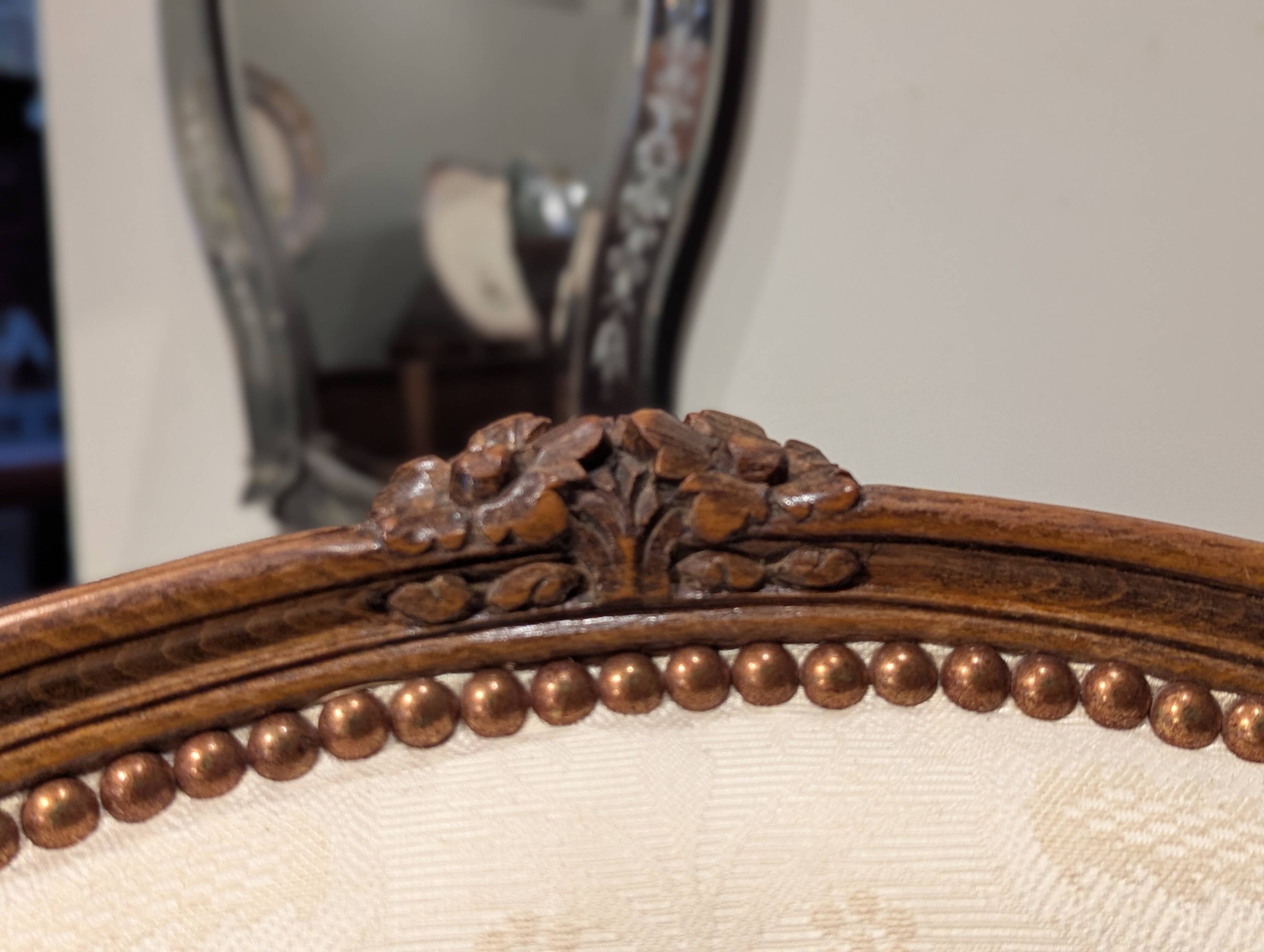Paire de fauteuils bergères Louis XV