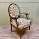 Fauteuil médaillon en bois naturel d’époque louis xvi xviii eme siècle