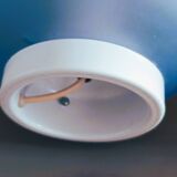 Uovo style ovoid lamp