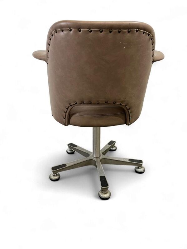 Chaise lounge vintage taupe / chaise de bureau avec cadre chromé