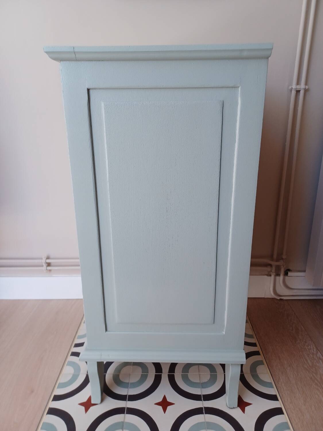 Vintage 4-drawer chest of drawers