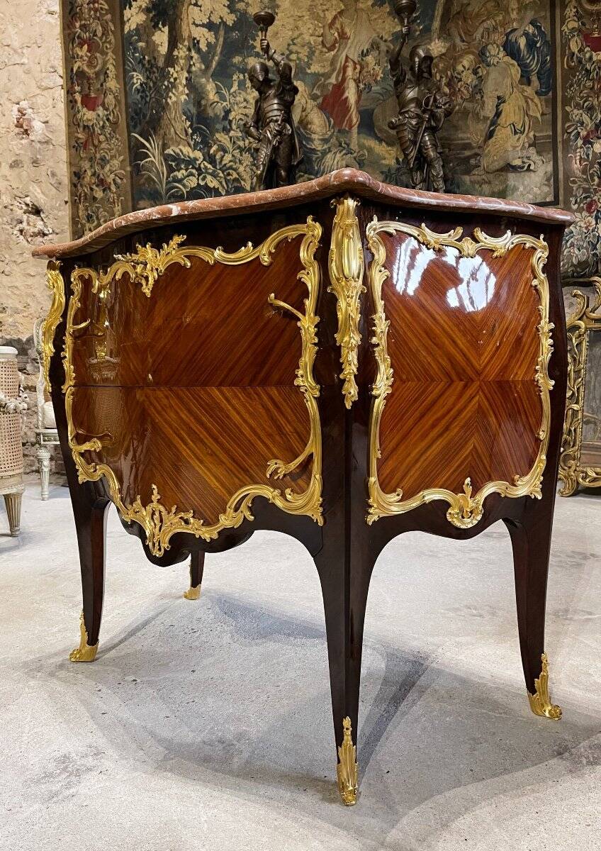 Jumping Commode in Marquetry and Gilded Bronzes Attributed to the House of Millet, 19th Century