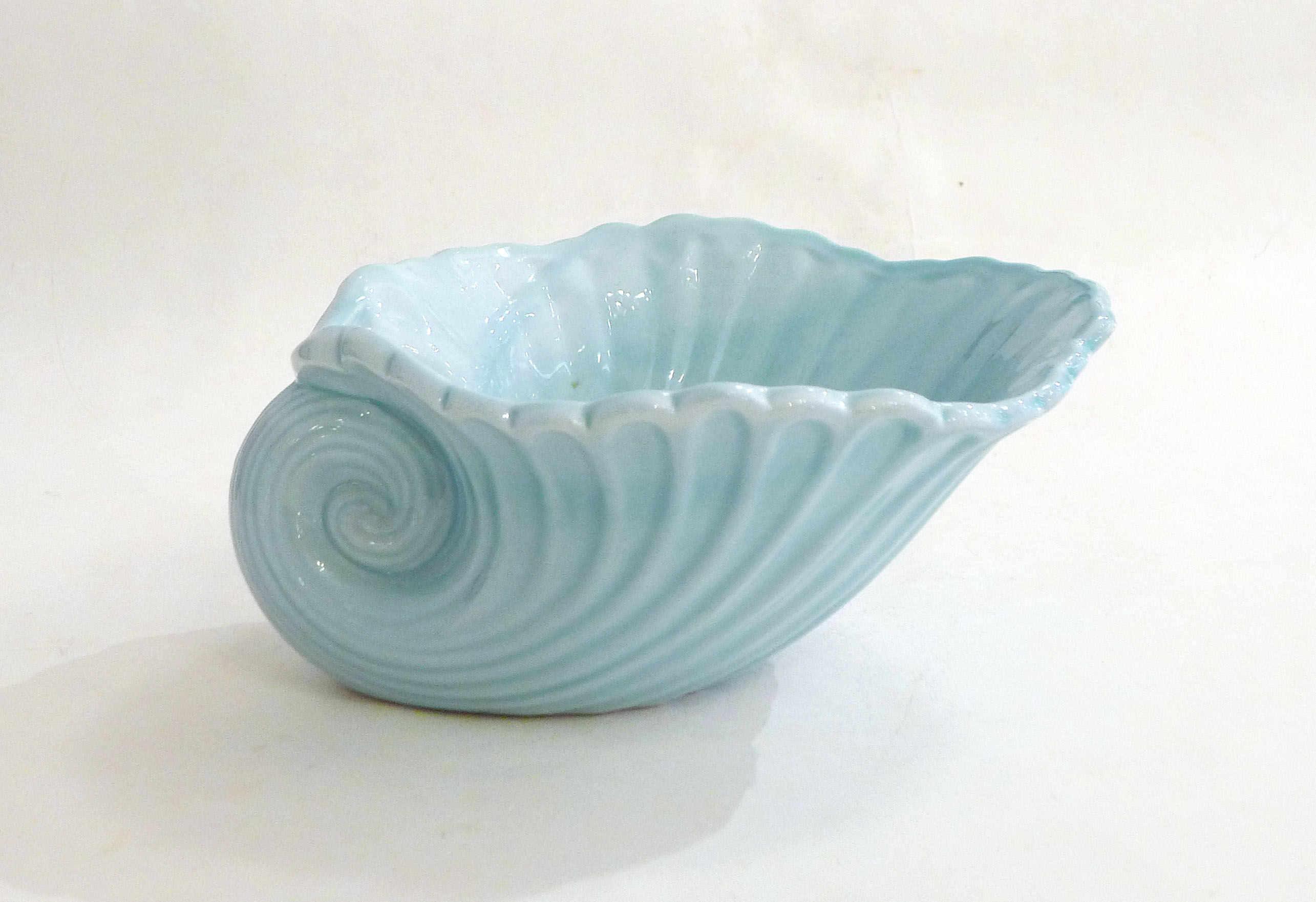 Shell pot cover cup