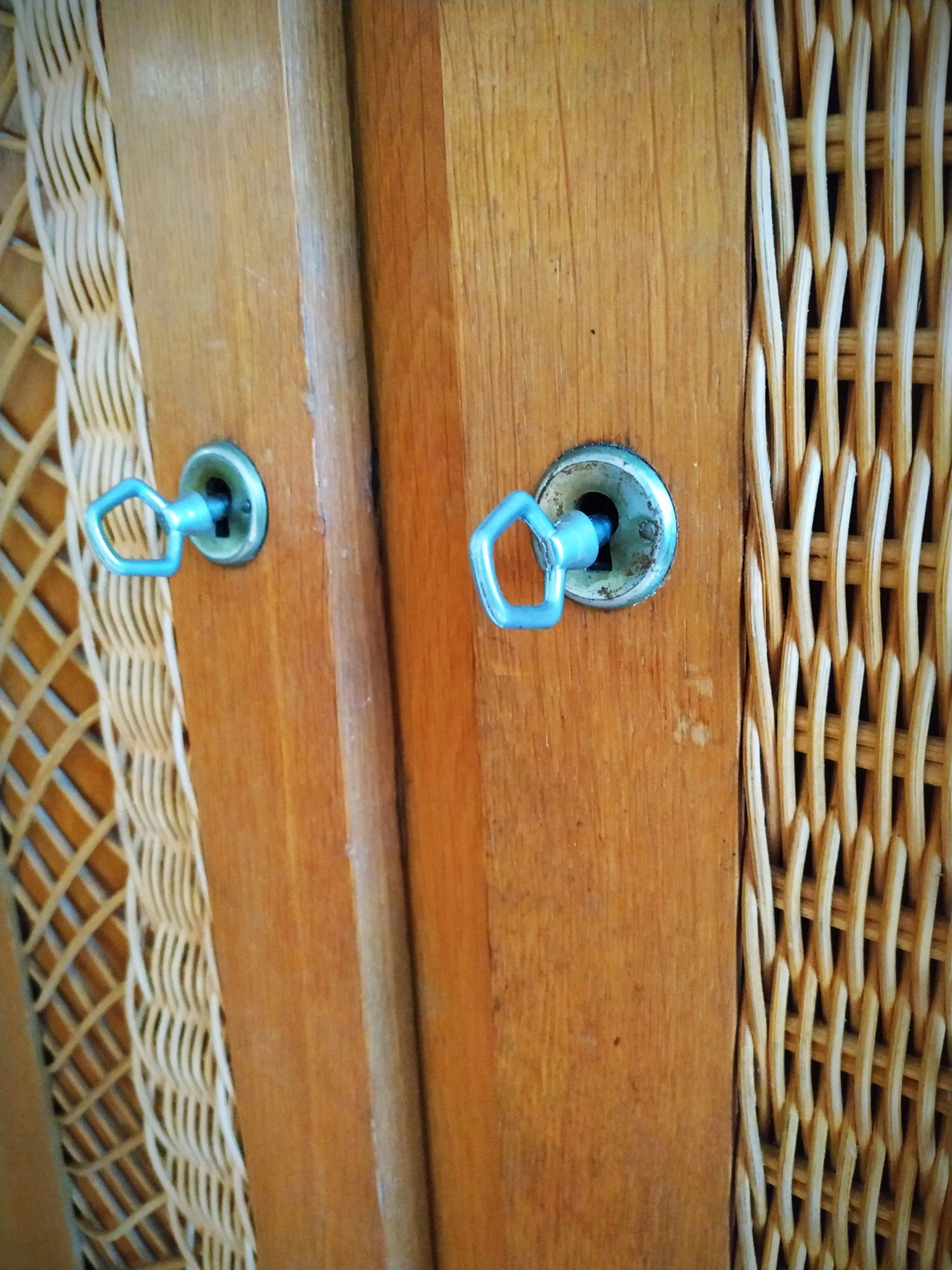 Oak and braided rattan cabinet 60's