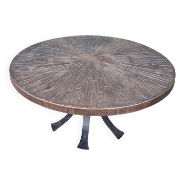 Brutalist wrought iron round coffee table with bronze-coloured top – 1970s