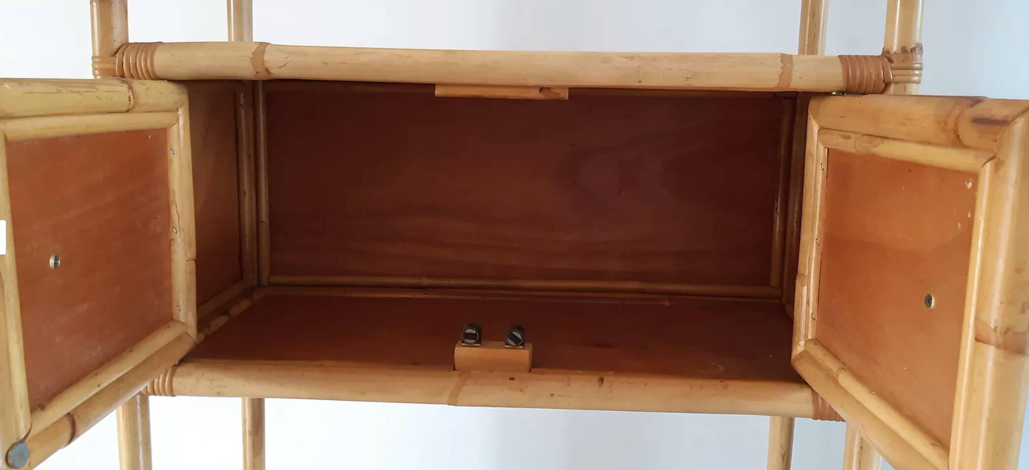 Rattan stand shelf and canning 50s