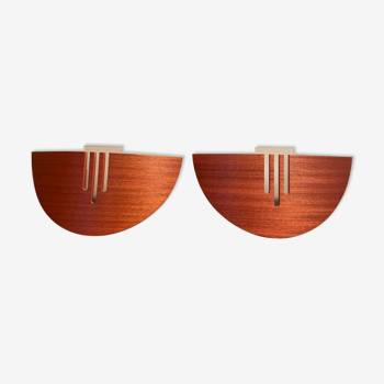 Paire d'appliques vintage bois thermoformé et verre sablé, Lucid, France, 1980