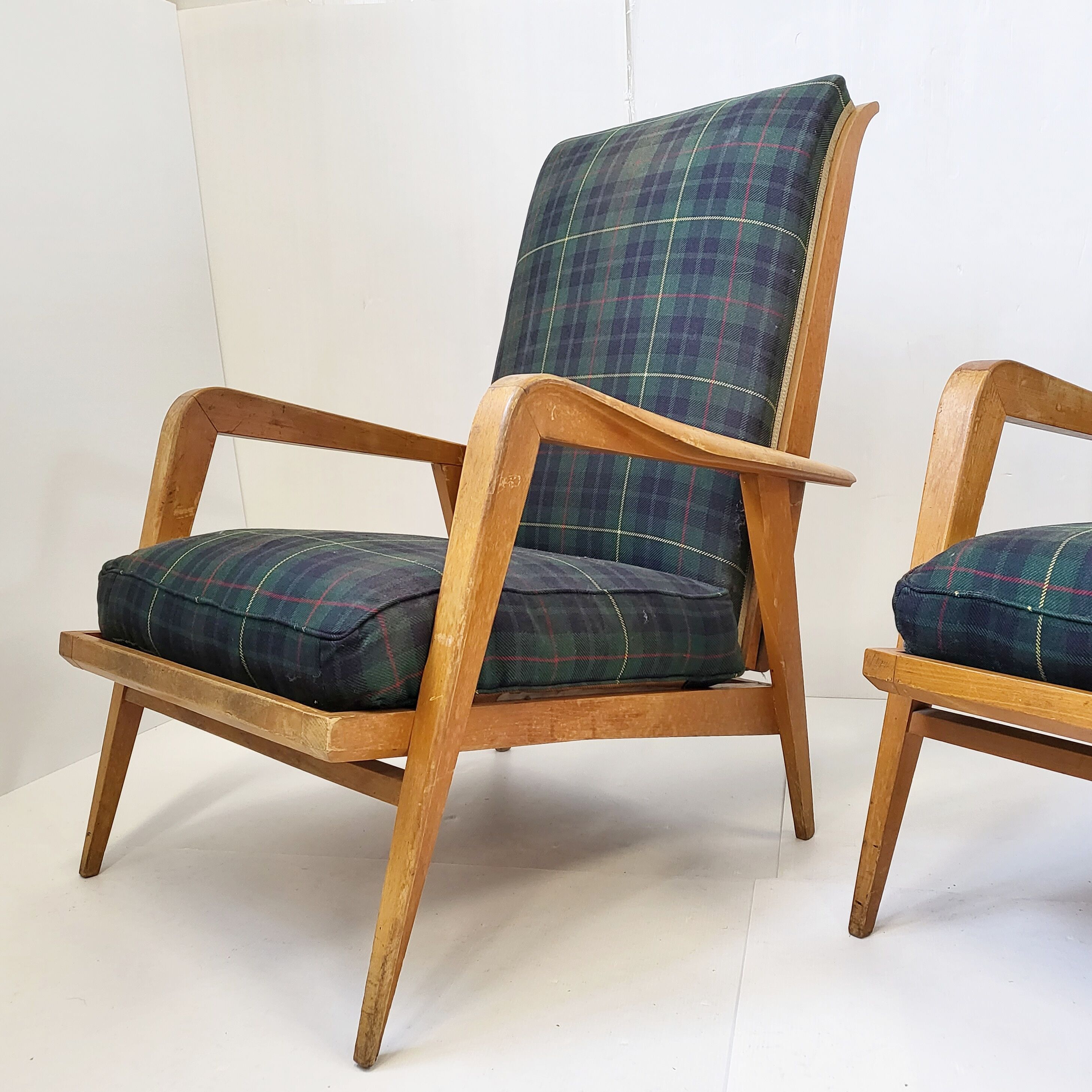 Paire de fauteuils SK140 de Etienne-Henri Martin Steiner