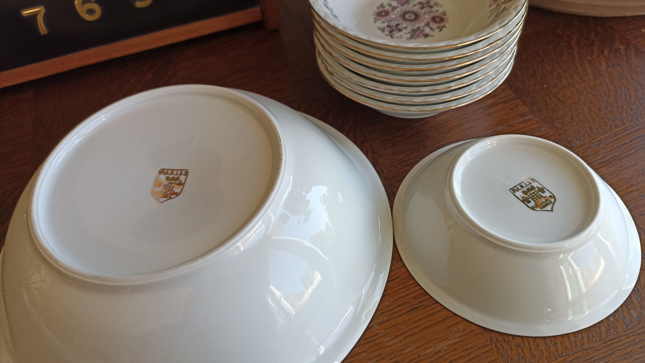 Paris porcelain dessert service