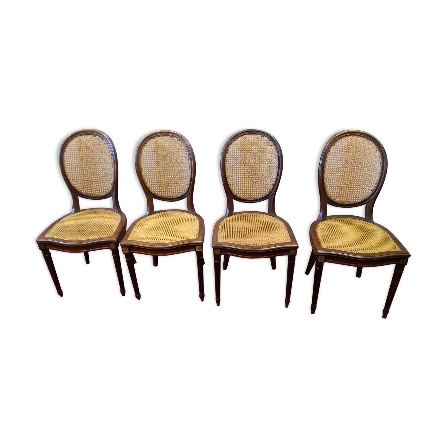 Set de 4 chaises cannées de style Louis XVI