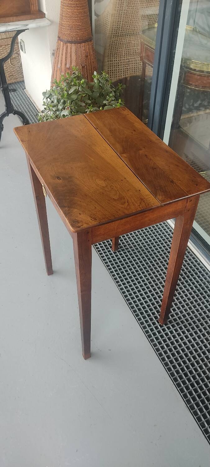 Table d'appoint