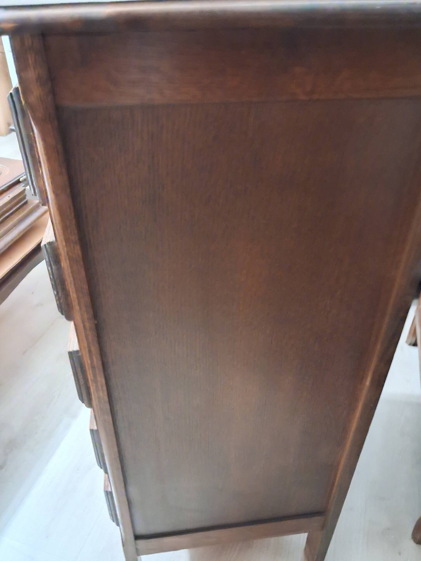 Chest of drawers with 5 drawers