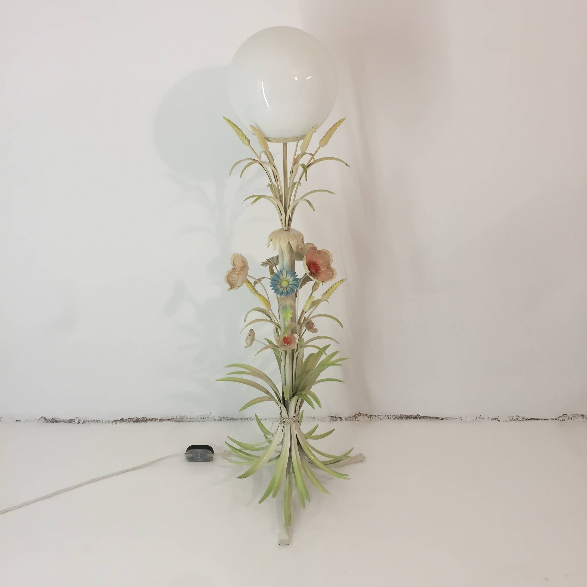 Flower Bouquet Pastel Floor Lamp 1960s Vintage Italian Sheaf Of Wheat Midcentury