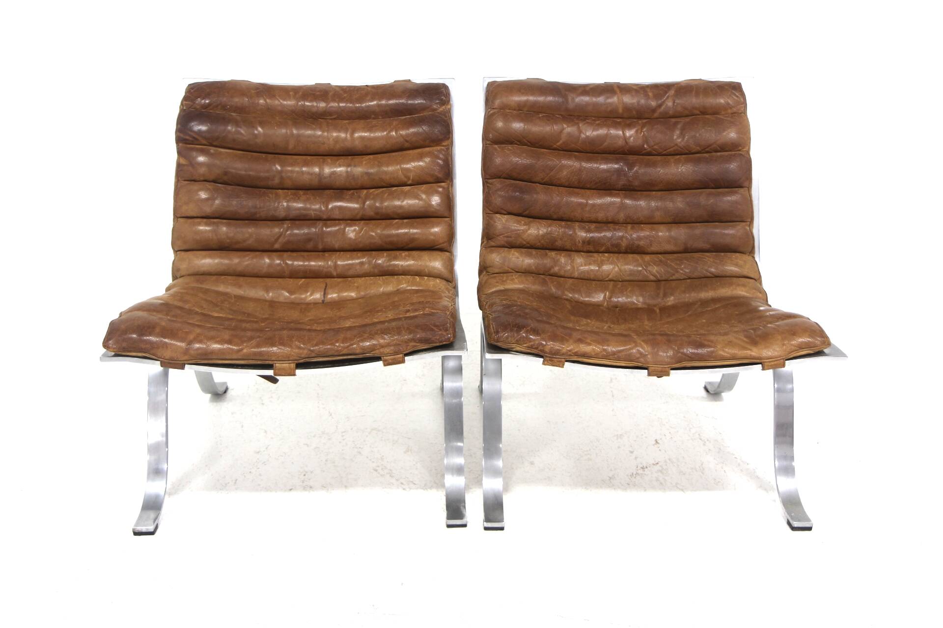 Set de 2 fauteuils scandinave en cuir "Ari", Arne Norell, Suède, 1960