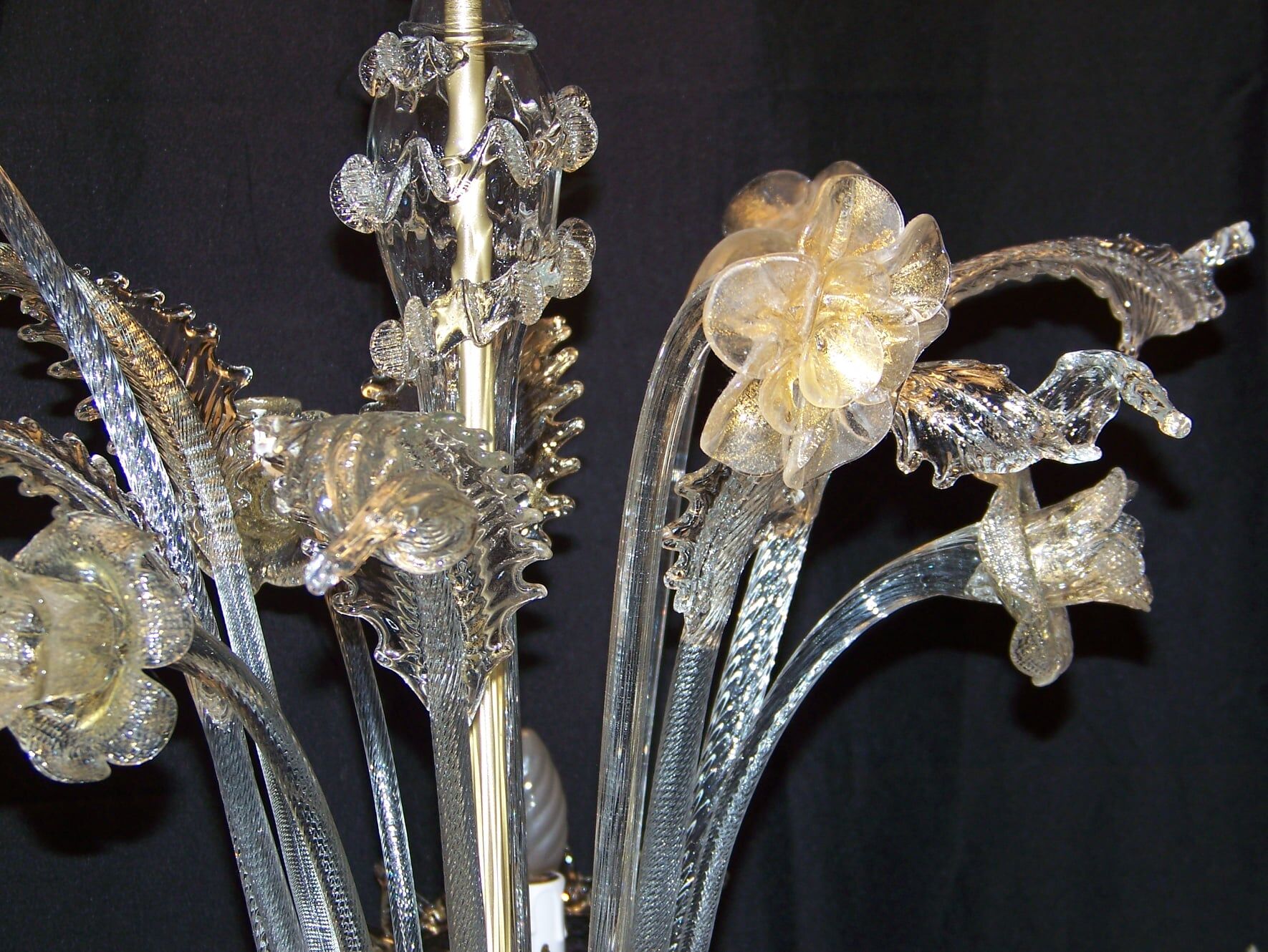 Murano Mi-Translucent, Mi-Poudré gold