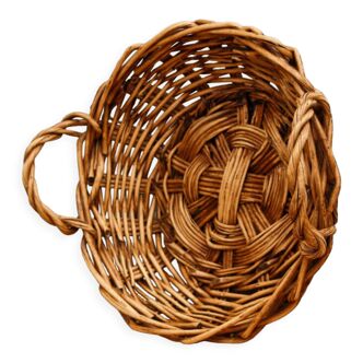 Wicker basket