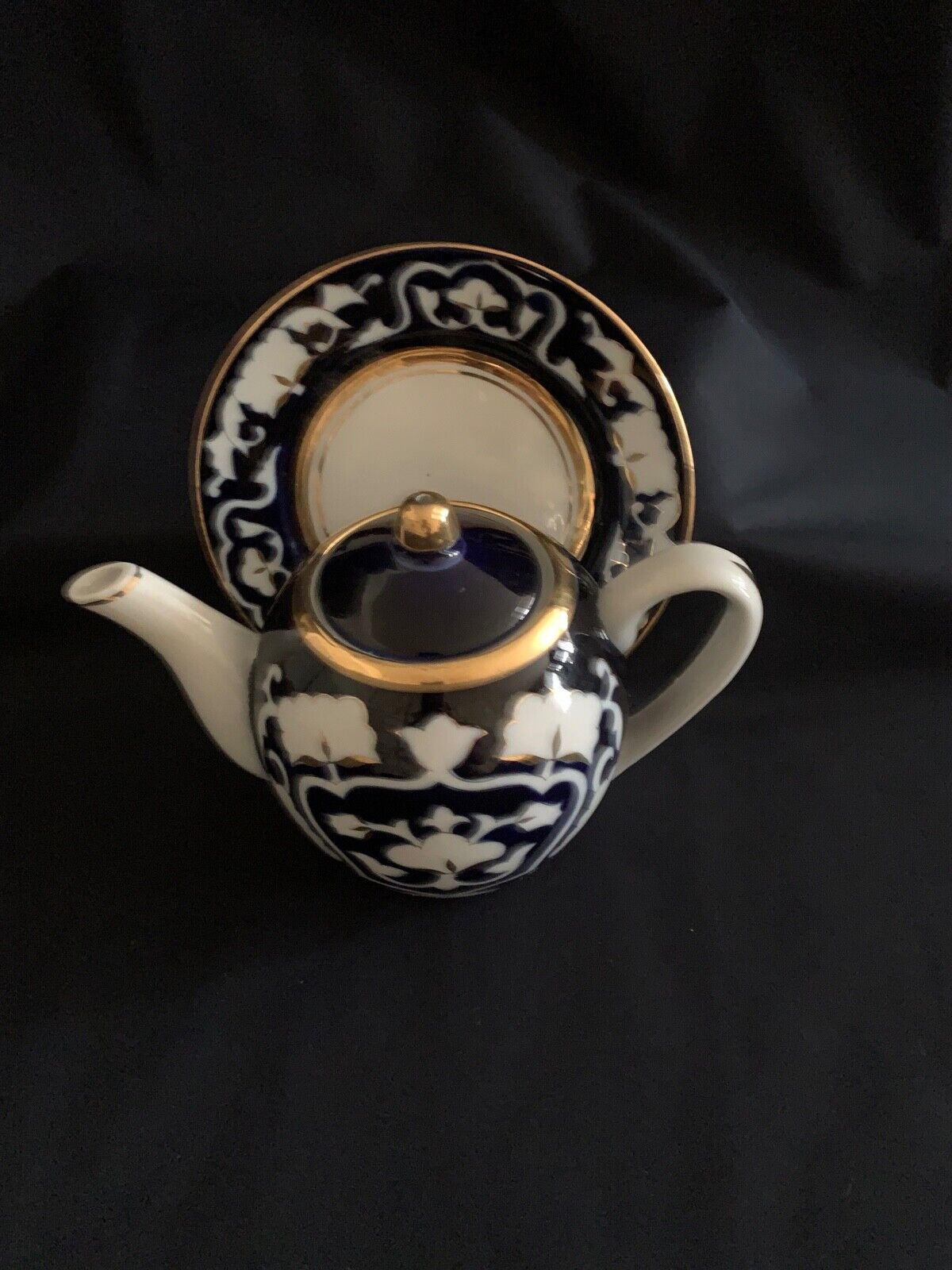Uzbek teapot, plate, porcelain, collection, ethnic, signed, gilding