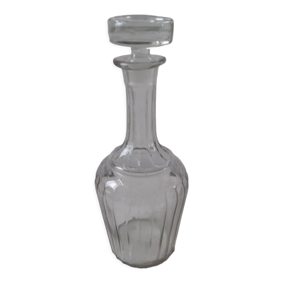 Carafe en verre moulé fin XIXème