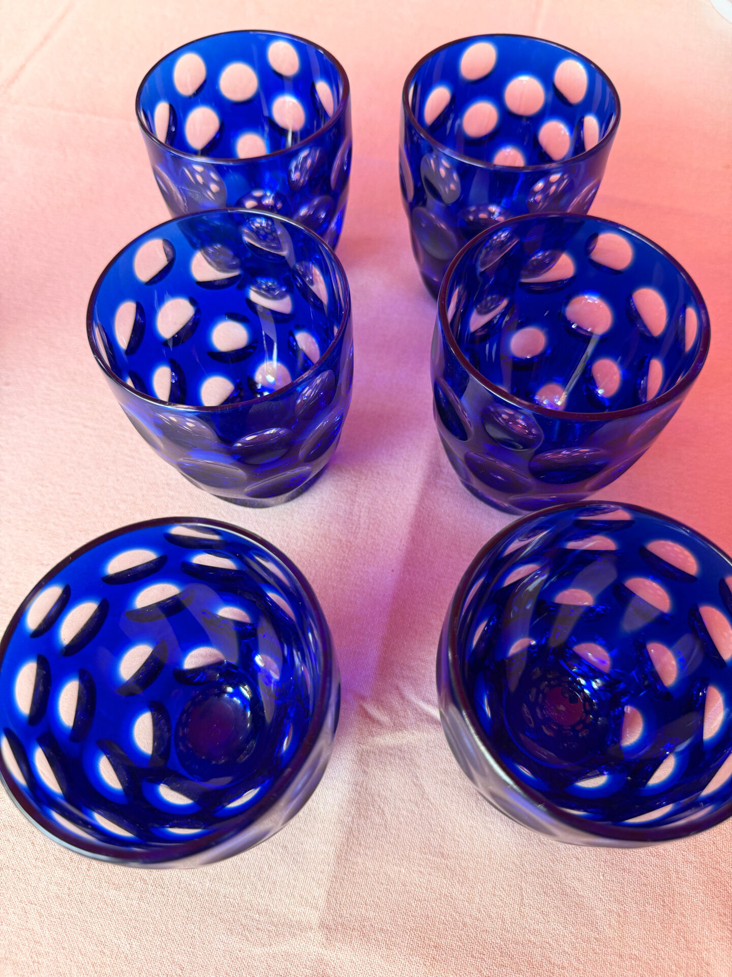 Verre cristal bleu