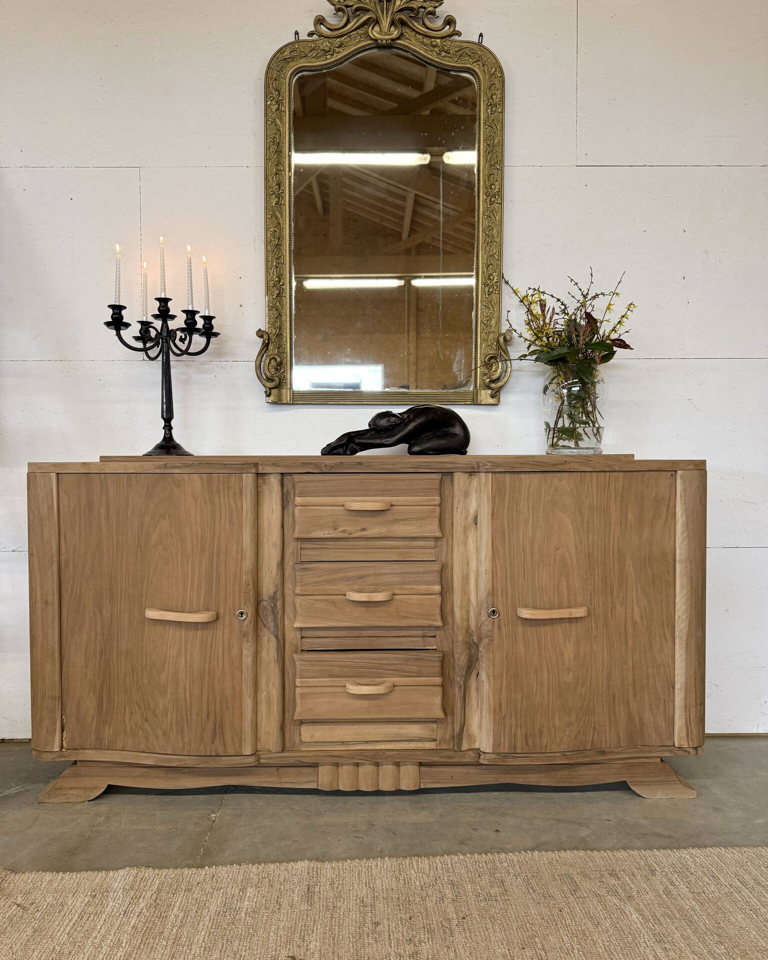Buffet art deco en noyer