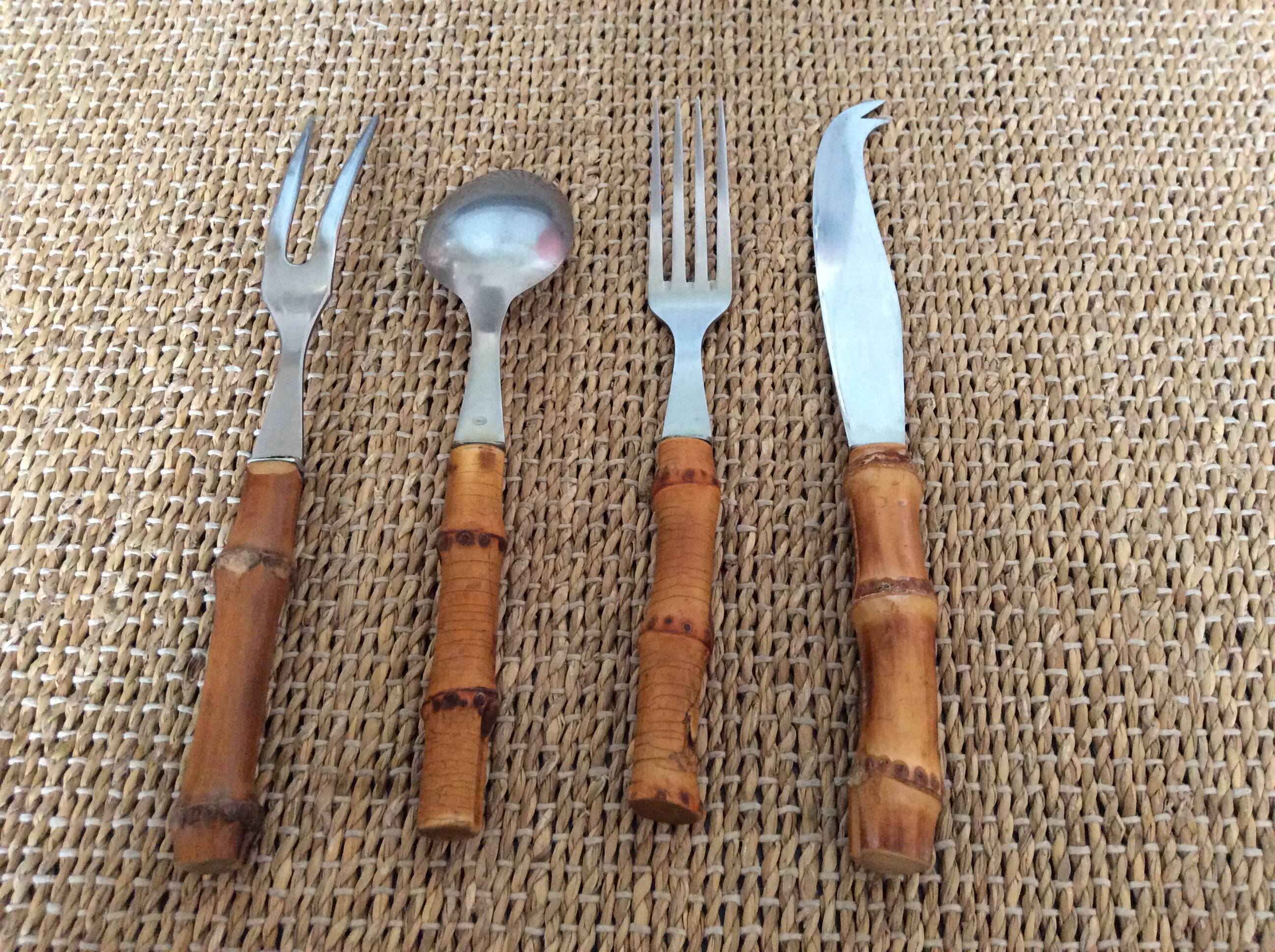 Bamboo cutlery set