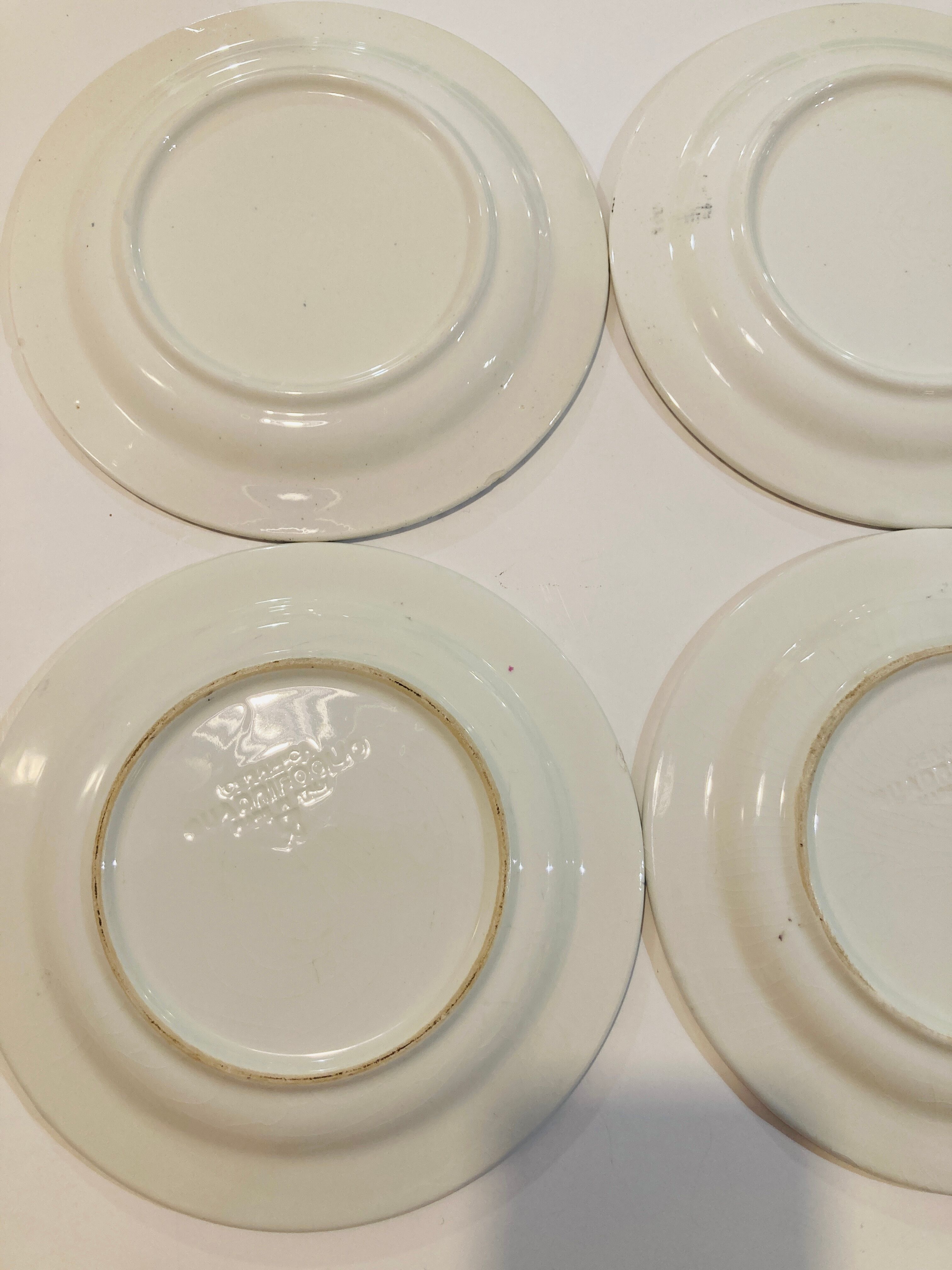 4 plates Quadrifoglio Italy speckled black and blue