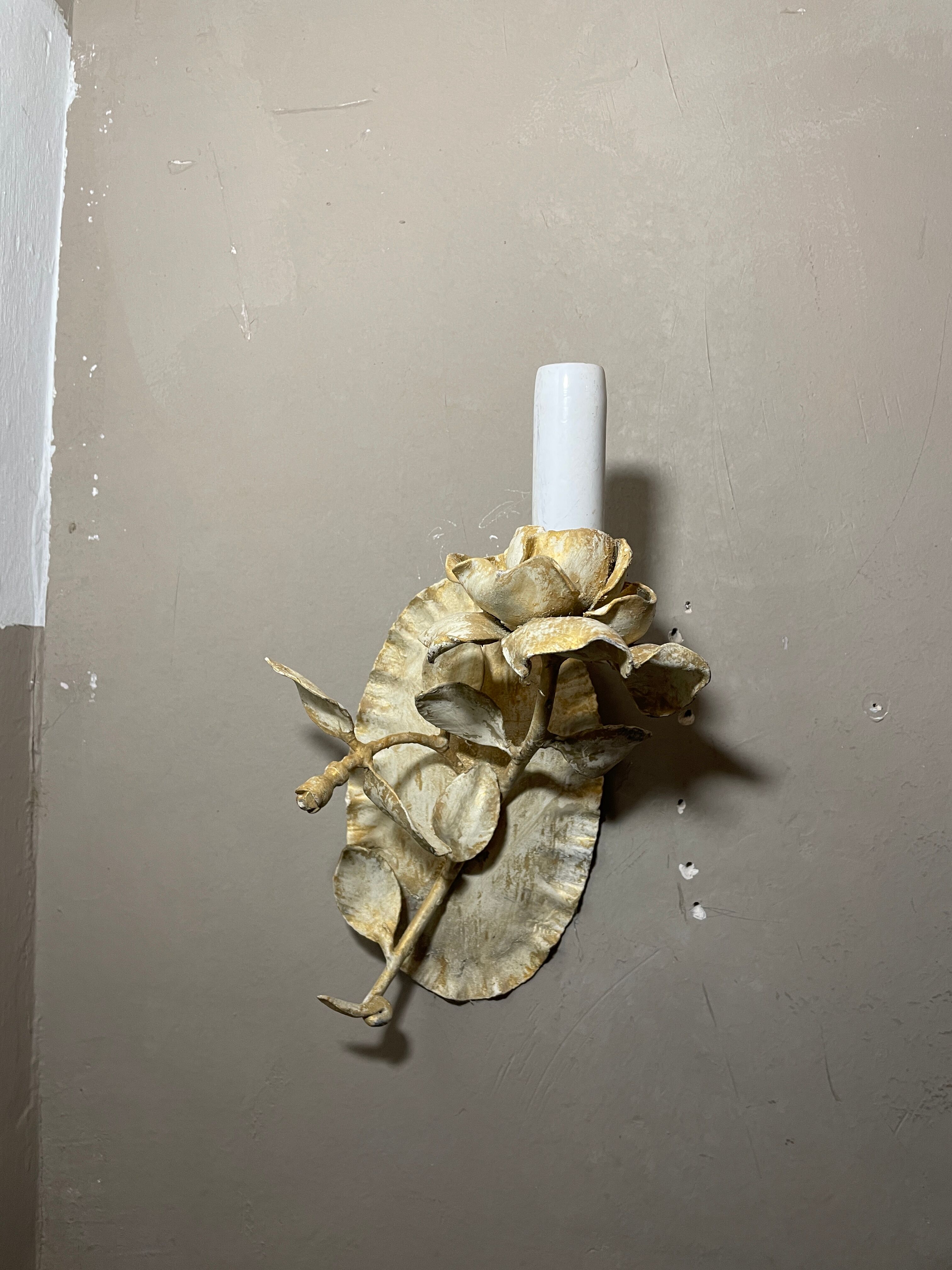 Wall lamp metal flower 60s