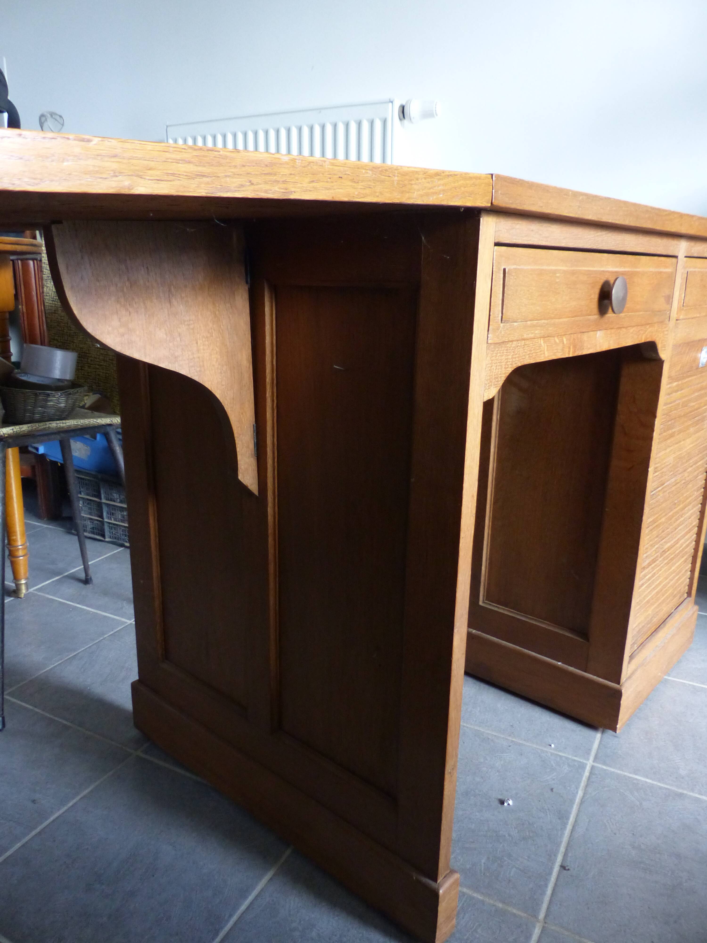 Oak desk