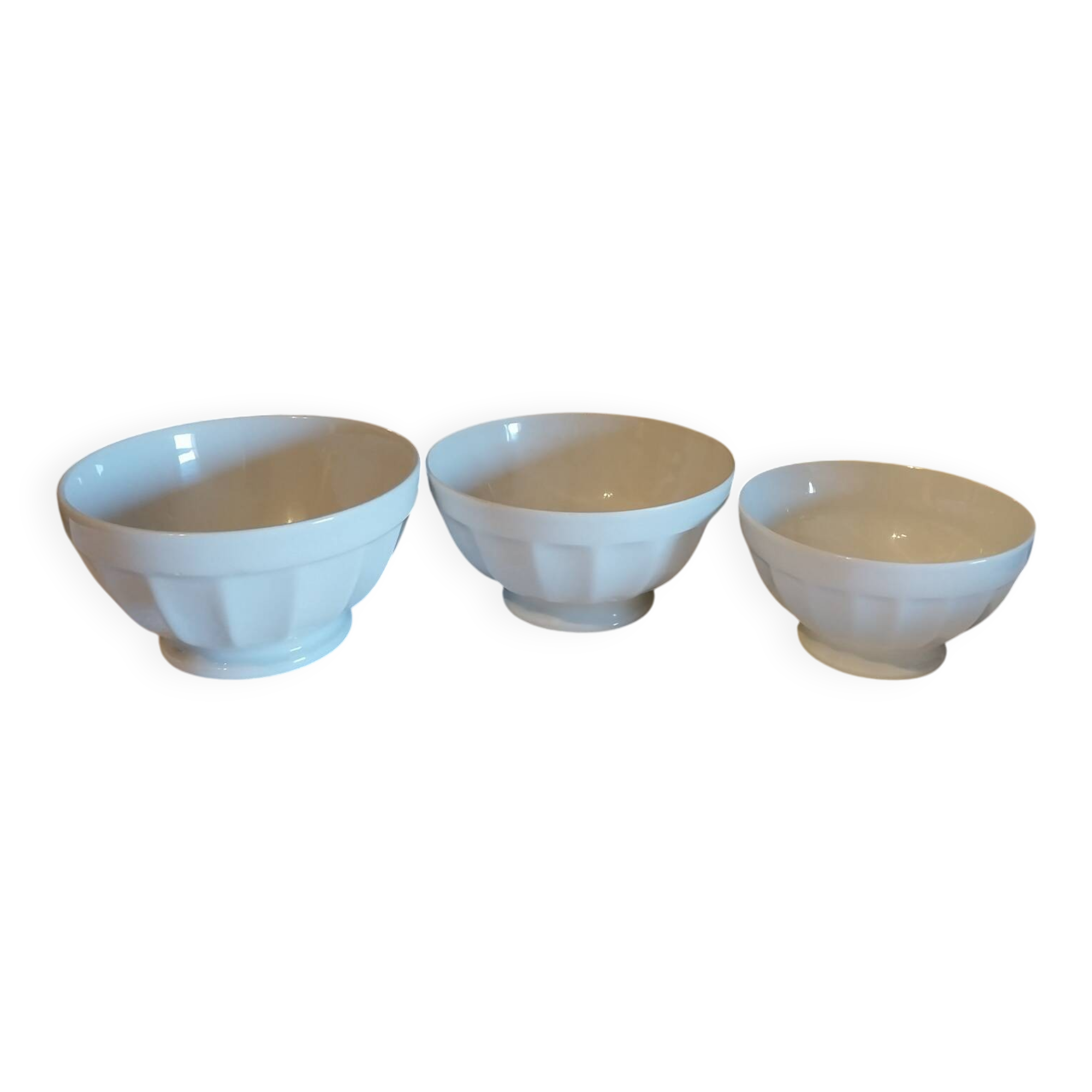Antique white porcelain facet bowls