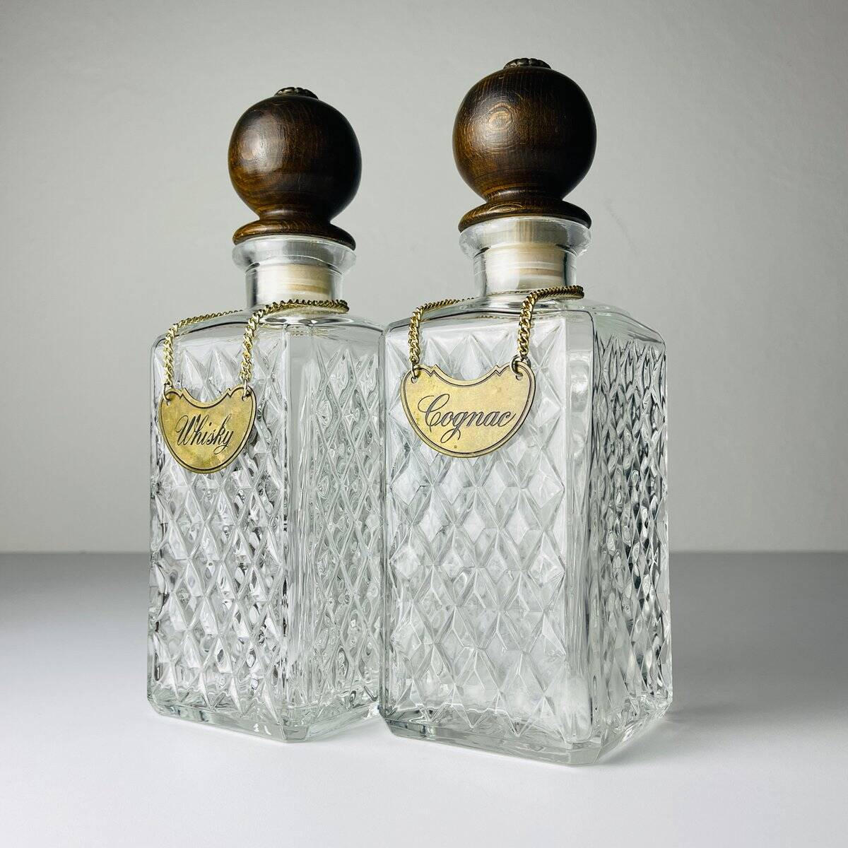 Tantalus Vintage Decanters for Cognac and Whisky, Italy, 1960s, set of 2