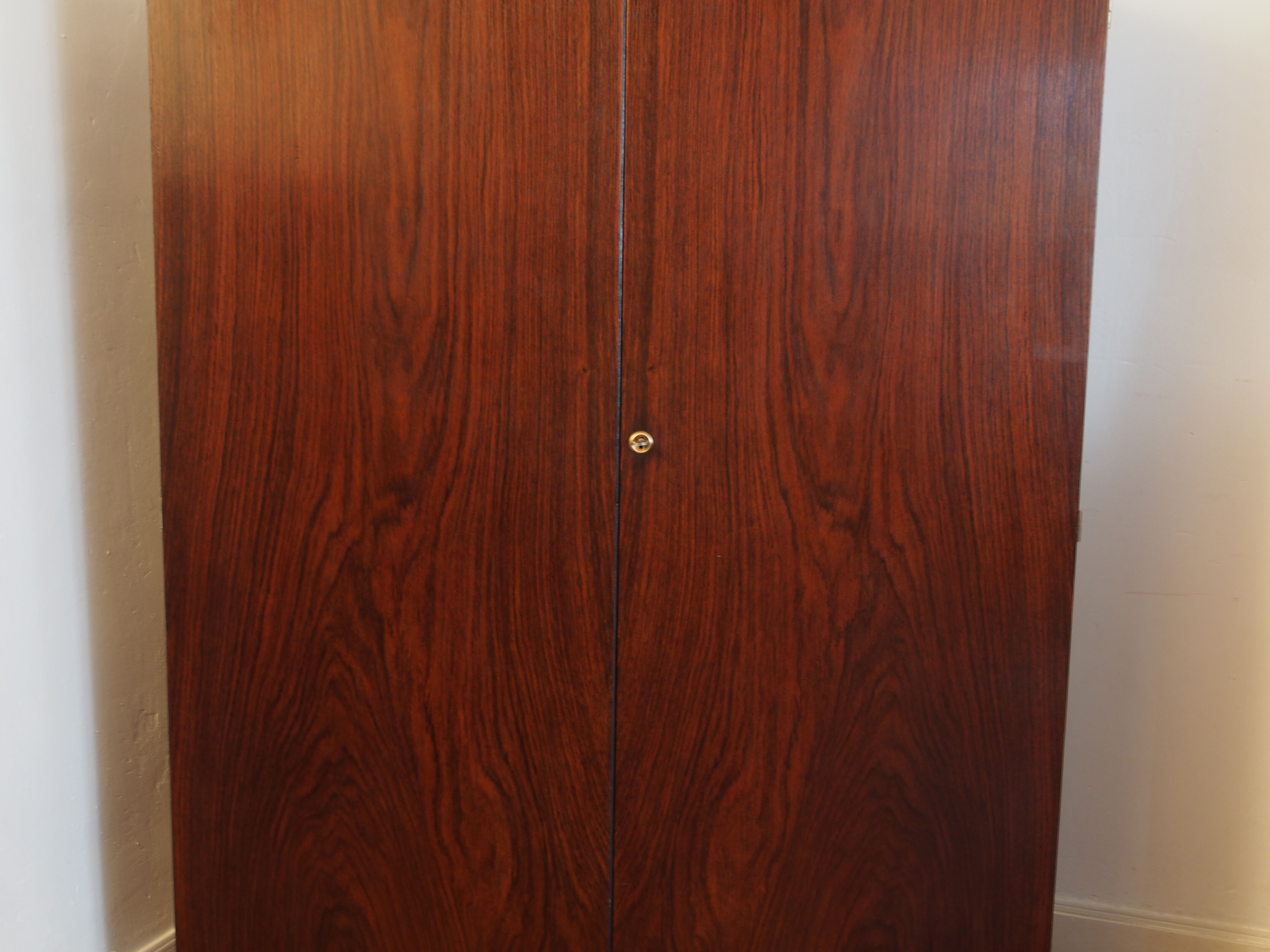 Art Deco rosewood cabinet