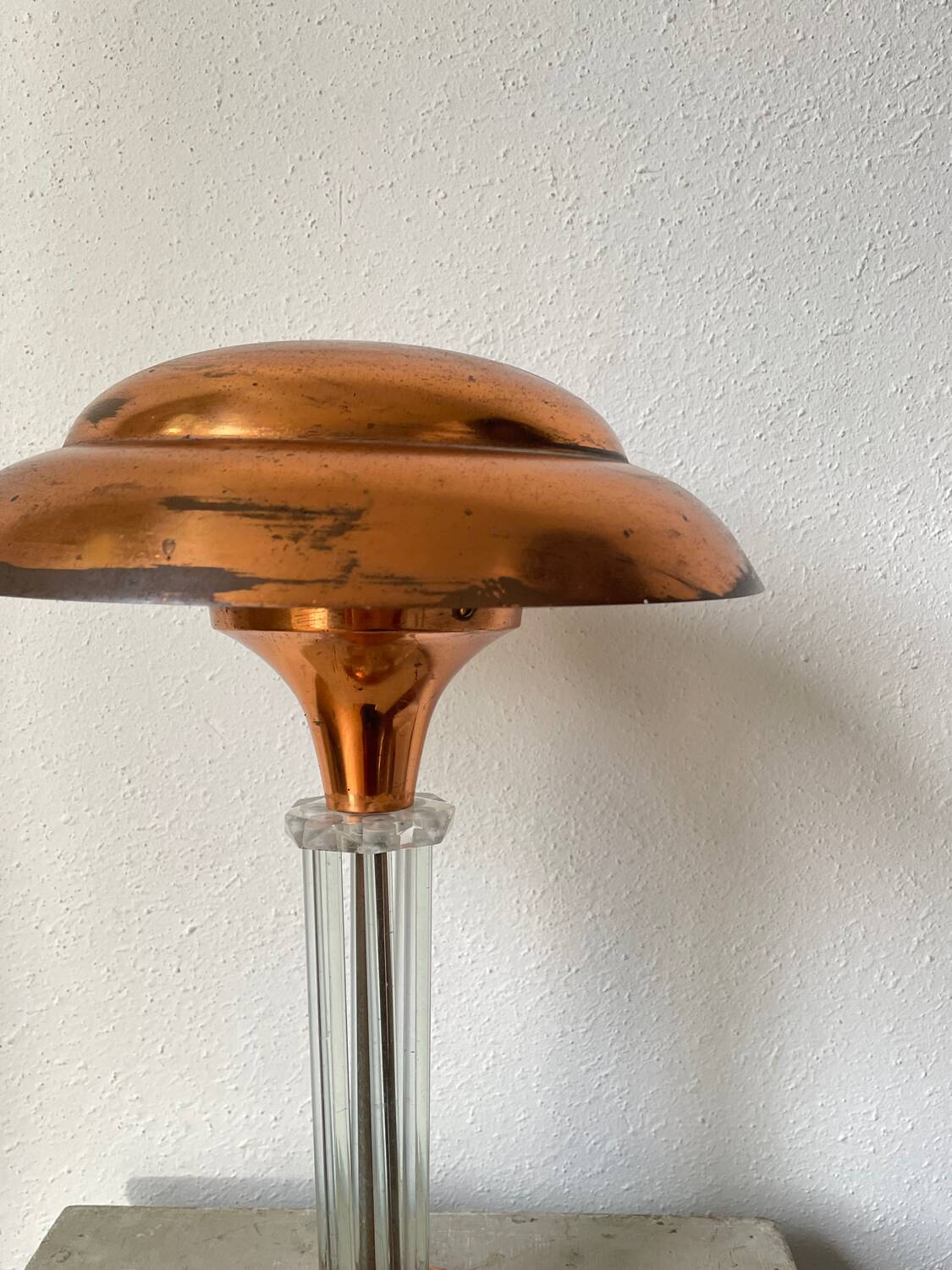 Art Deco mushroom table lamp in glass and copper