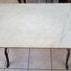 Table bistrot avec dessus en marbre