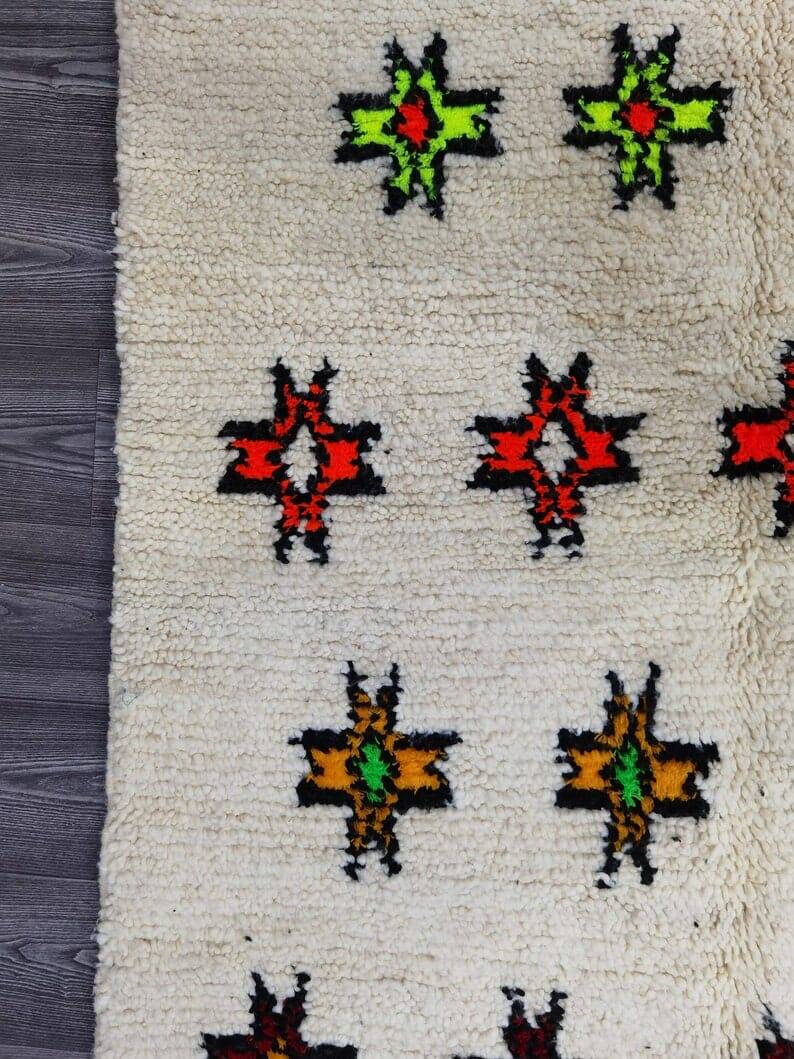 Traditional handmade pure wool Berber rug size 150 x 250 cm.