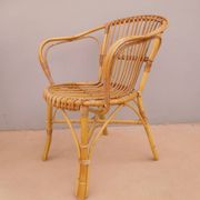 Ensemble table et chaises en rotin