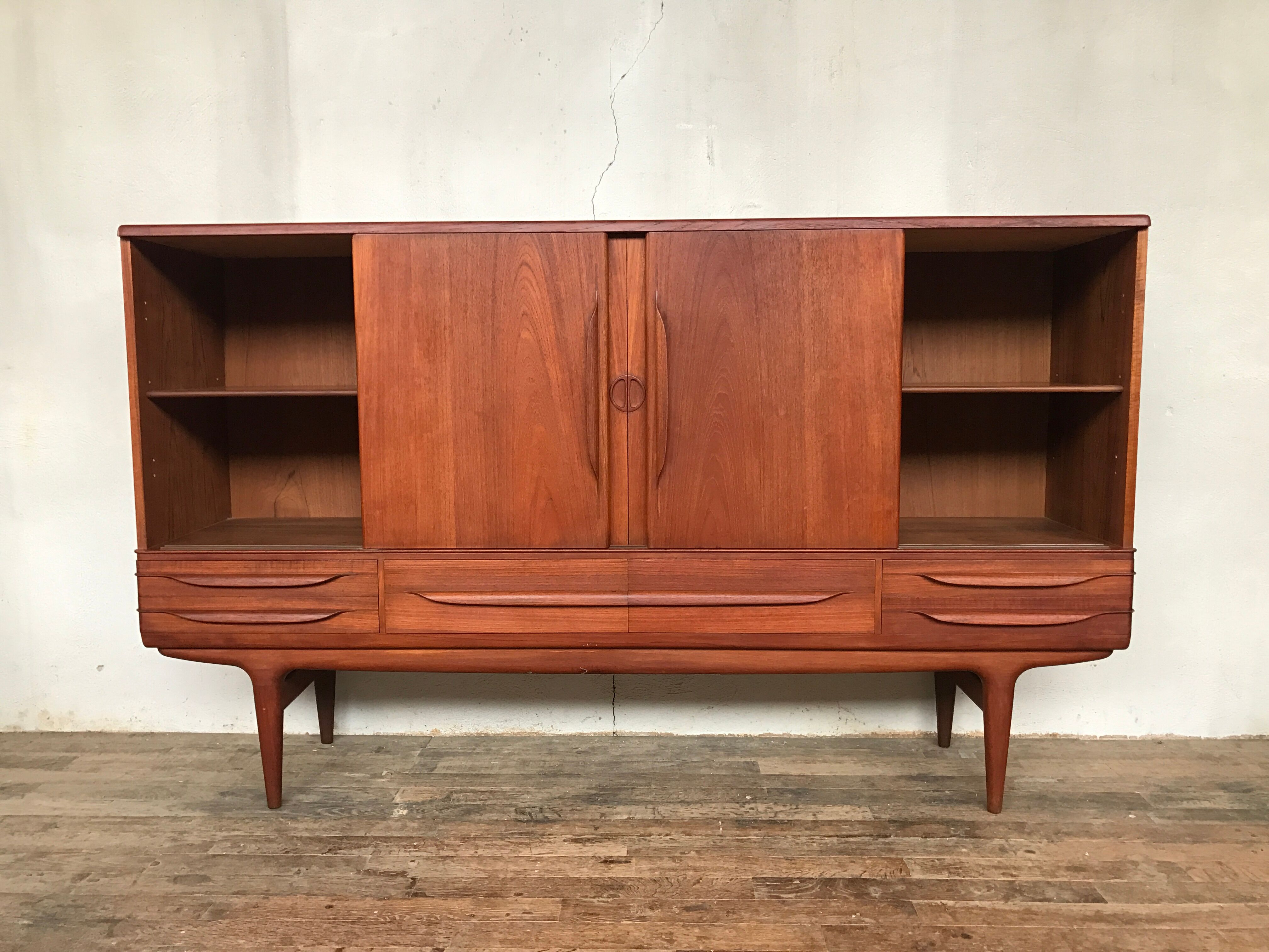 Buffet um14 Johannes Andersen Scandinavian teak