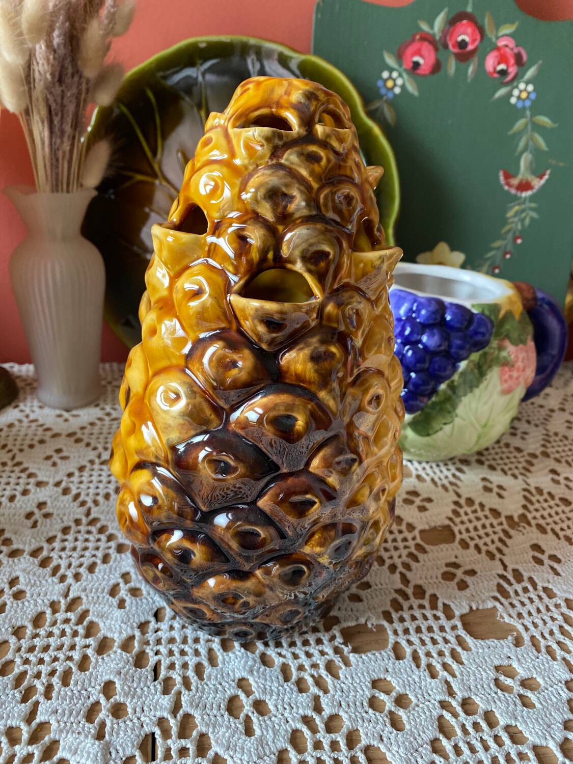 Pineapple slip vase