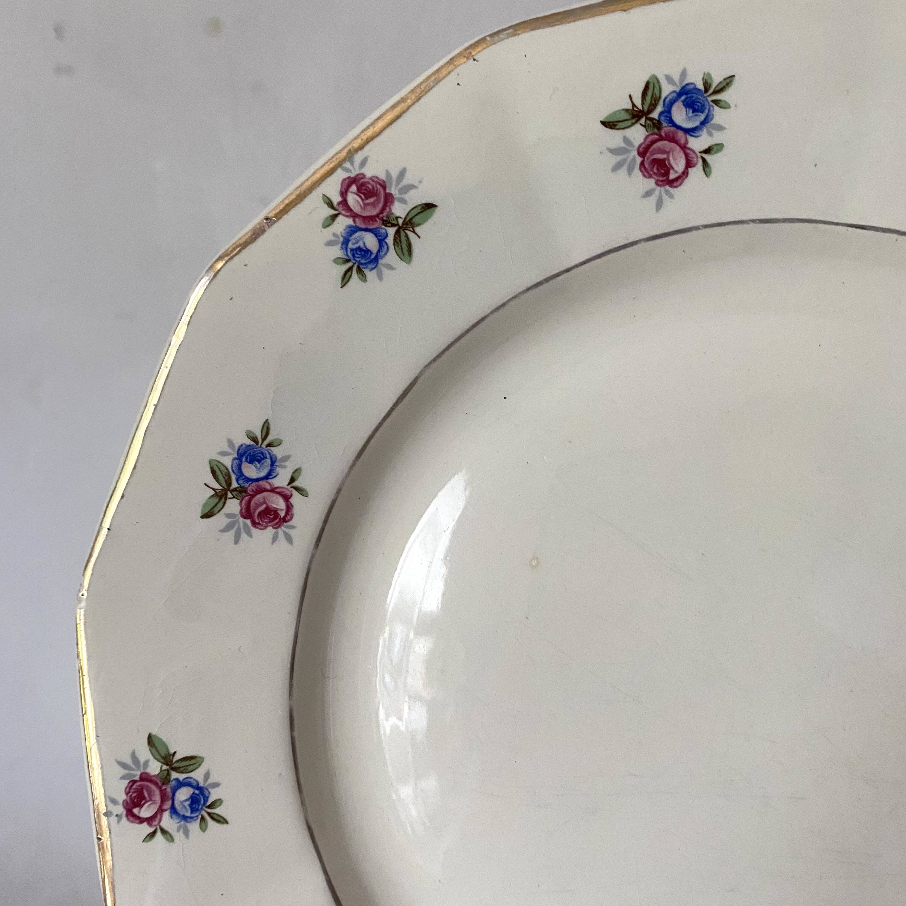 Digoin Sarreguemines dinner plates, floral