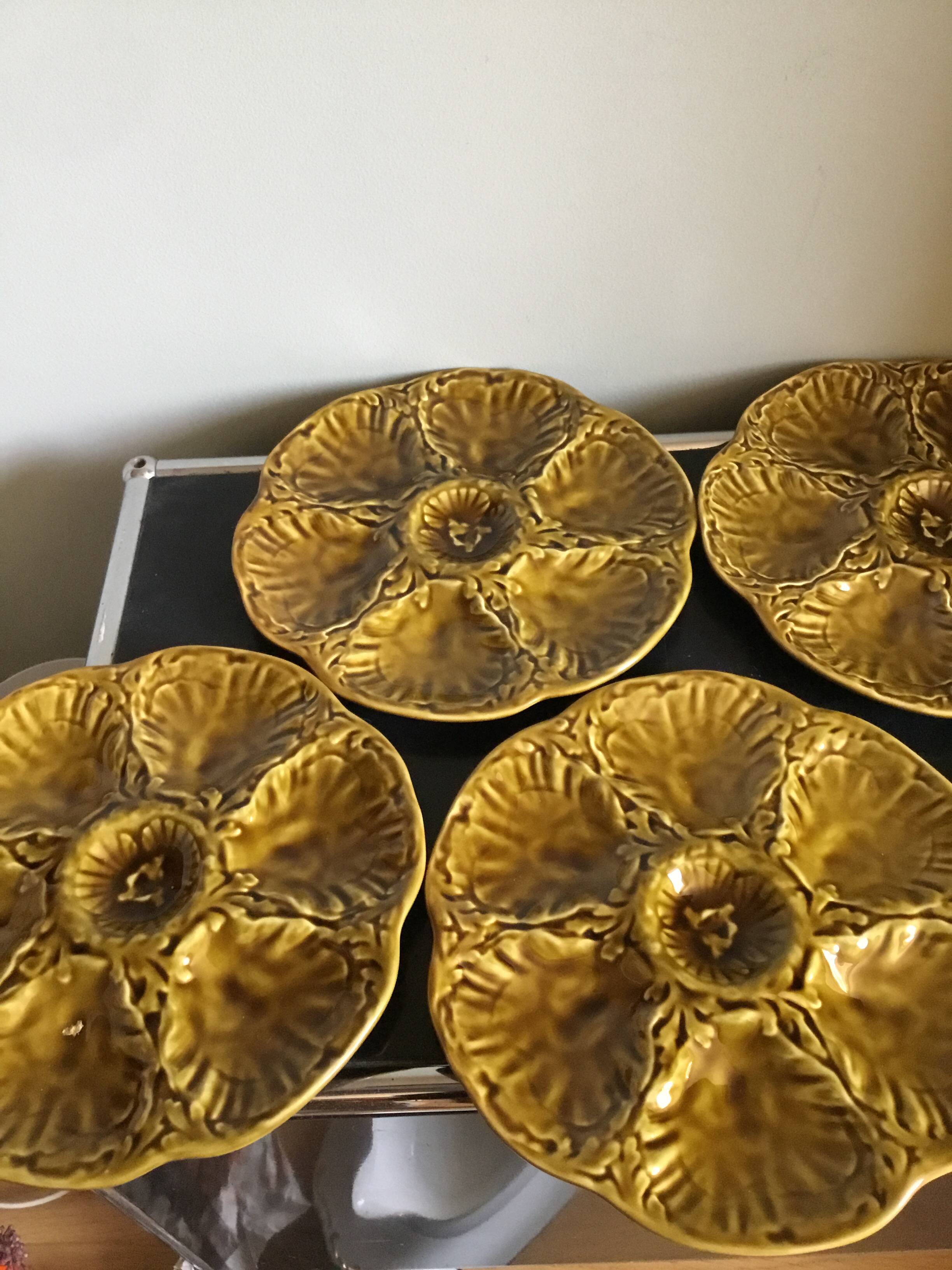 Lot de 6 assiettes à huitres barbotine Gien