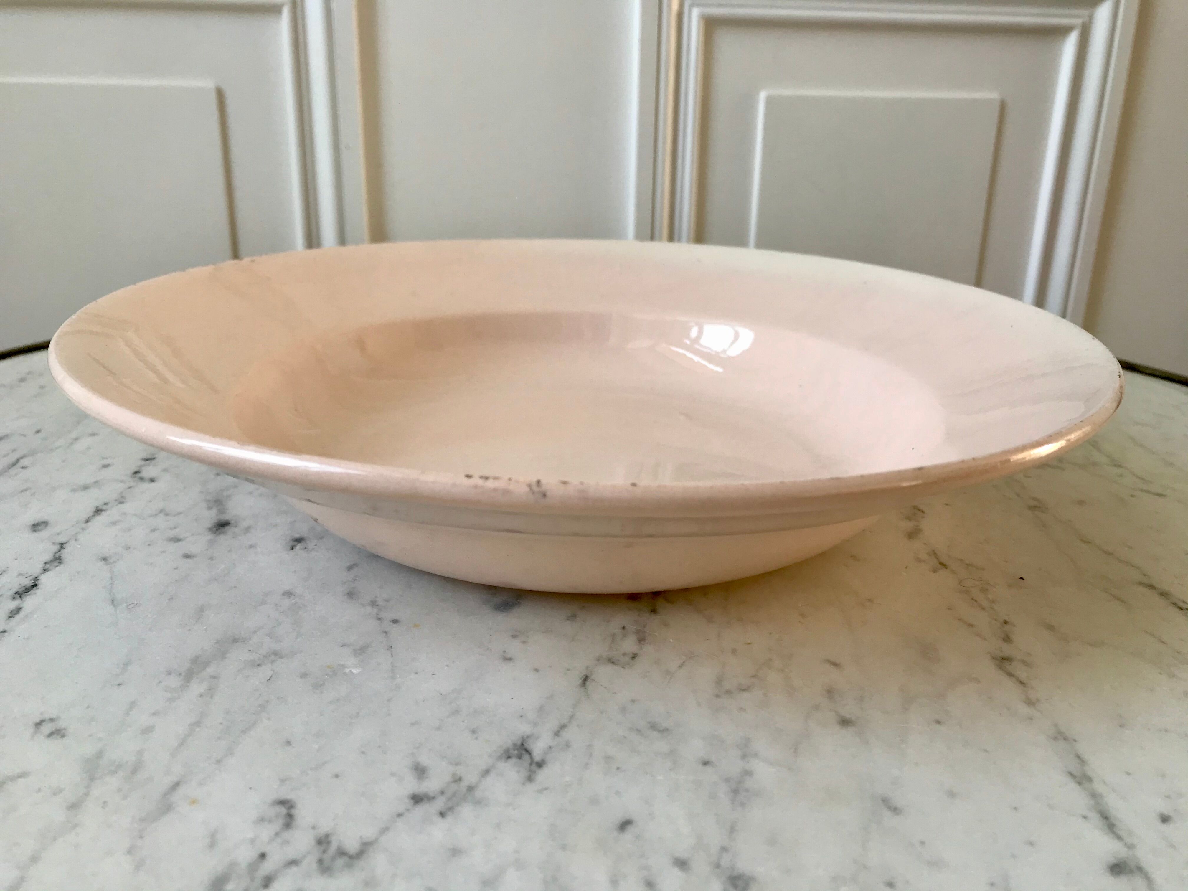 Hollow dish digoin sarreguemines pink 40s