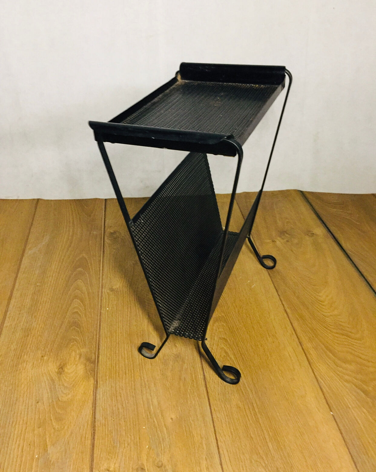 Magazine holder circa 1950/60