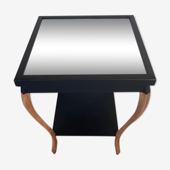 Black and wood side table